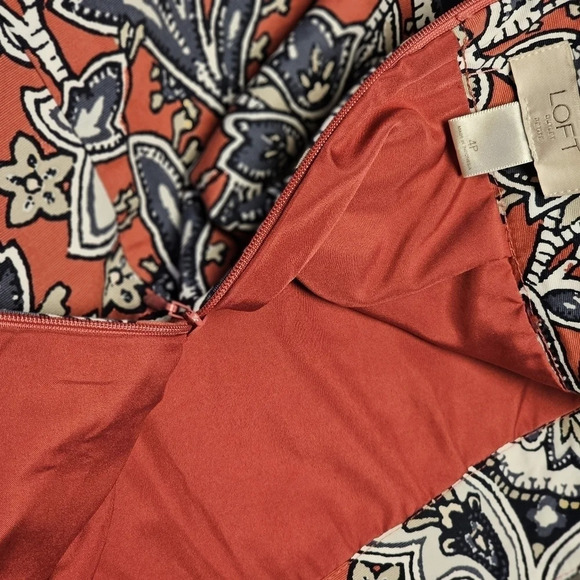 Loft Skirt Sz 4P - Picture 9 of 11